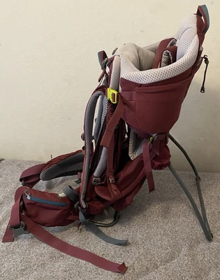 Mochila portabebés Deuter Kid Comfort Air granate Foto 1 de 4