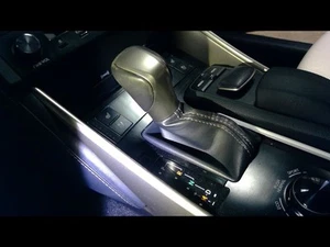 2014 IS250 Automatic Transmission Shifter 1558752 - Picture 1 of 10