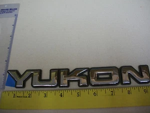 GMC SCRIPT SYMBOL EMBLEM LOGO CHROME DARK GRAY BAGDE OEM USED ORIGINAL  - Picture 1 of 1