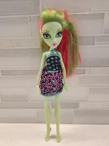 Monster High Venus McFlytrap Modepuppe 10" Actionfigur Mattel UNVOLLSTÄNDIG - Bild 1 von 8