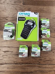 DYMO Label Manager 160 tragbares Etikettiergerät plus 7 Farbbänder - Bild 1 von 7