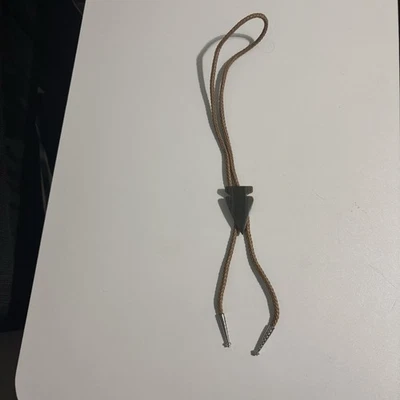 Полированный зеленый коричневый агат камень наконечник стрелы западный галстук-боло серебристые наконечники - Изображение 1 из 4