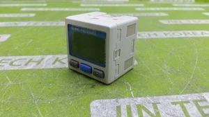 4653) [USED] SMC ZSE30AF-01-C-M - Picture 1 of 4