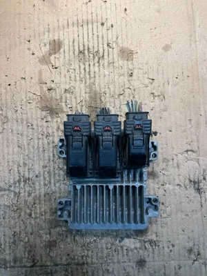 Оригинальный блок управления двигателем ECM 2009–2012 Chevrolet Colorado v2213 DG - Изображение 1 из 4