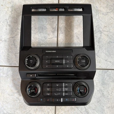 Ford F150 2018 radio climatización panel de pantalla de tablero JL3T-18E245-ADE OEM Foto 1 de 4