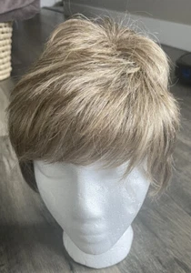 Paula Young Debut Average Size WhisperLite Short Wig - Picture 1 of 9