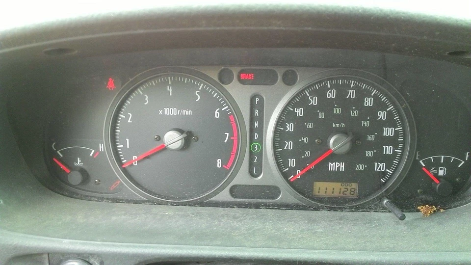 Velocímetro ISUZU AXIOM 04 Foto 1 de 1