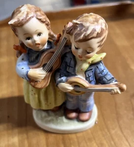 Hummel #150 2/0 “HAPPY DAYS” TMK5 “Happy Little Troubadours”🎸🪕 - Imagen 1 de 6
