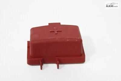 Jaguar XE 2017-2019 2,0 L distribución de batería caja de fusibles positiva bloque tapa cubierta Foto 1 de 4