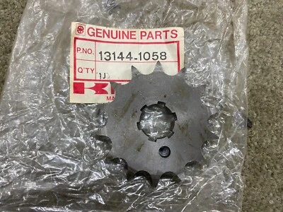 PIÑÓN DE TRANSMISIÓN KAWASAKI NOS 14T F6 F7 KE175 KE125 KE100 KD175 G3 G4 G5 KM MC1 KD - Imagen 1 de 2