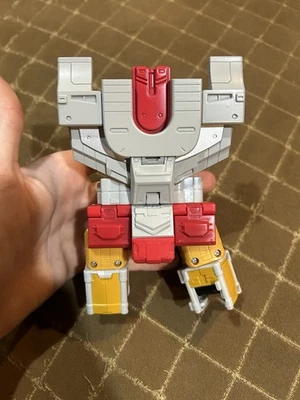 Hasbro Transformers Age of the Primes Aerialbot Superion Chest Plate Only. - Image 1 of 3