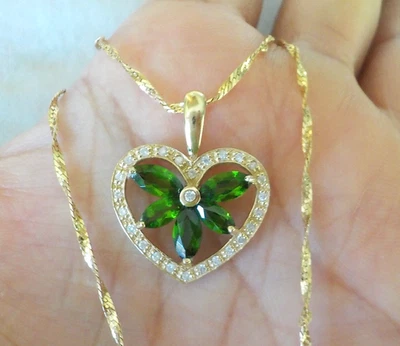 Collar de diamantes de diopsido cromado corazón oro amarillo de 14K - 4,80 gms, 18 pulgadas, 1,45 quilates Foto 1 de 4