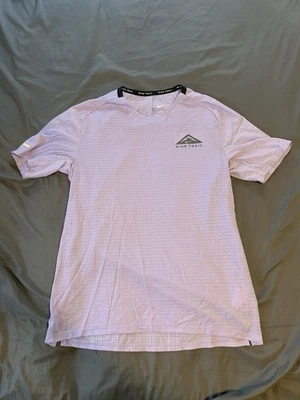 Camisa de correr Nike Trail Solar Chase Dri-FIT para hombre talla mediana púrpura DV9305-515 Foto 1 de 4