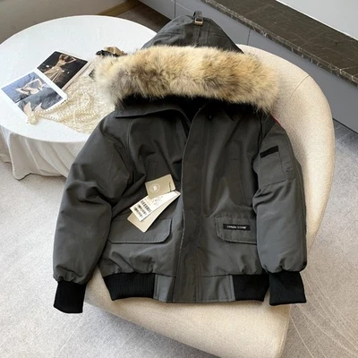 Canada Goose Chilliwack Bomber Jacket 01 Gray Free transportation - Image 1 of 4