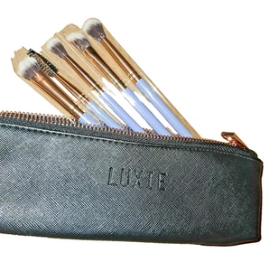 Luxie Juego de Pinceles de Maquillaje 5 Piezas Estuche Bolsa Oro Rosa Lila Pinceles de Ojos Nuevo - Imagen 1 de 4