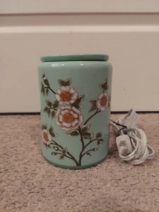 Scentsy Madame Butterfly Mint Full Size Wachswärmer Retired mit 2 Wachsstangen - Bild 1 von 4