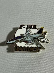 US NAVY F-14A TOMCAT AIRCRAFT MILITARY HAT PIN MEASURES 1 1/2 INCHES (EE-15900) - Picture 1 of 1