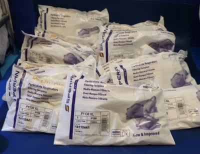 Sperian SAF-T-Fit Plus Pariculate Facepiece P1130XL Latex Free Lot of 16 - Image 1 of 3