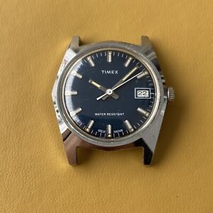 Vintage TIMEX Date Window Wristwatch. Running