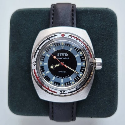 Vostok Amphibia Anfibio Boctok Wostok De Colección URSS Forma de Barril 2209 Soviético Foto 1 de 4