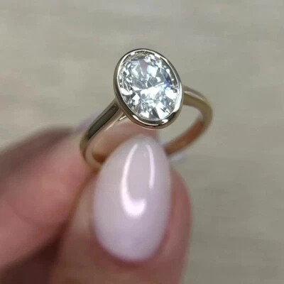 2.00Ct Oval-Cut VS1/G Lab Grown Diamond Bezel Engagement Rings 14K Yellow Gold - Image 1 of 4