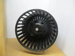 Genuine GM Heating and Air Conditioning Blower Motor with Wheel 88960338 - Picture 1 of 3