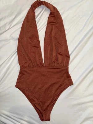 Top halter de una pieza Reiss, usado en excelente estado, talla S Foto 1 de 4