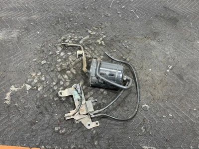 Mazda Miata 1990-1993 OEM bahía de motor de emisiones bote de carbón con sensor 1,6 Foto 1 de 4