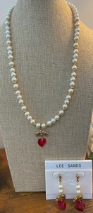 NEW LEE SANDS FAUX PEARL NECKLACE W/ RED HEART PENDANT & DANGLING EARRINGS - Picture 1 of 4