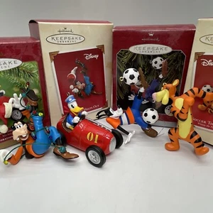 VTG Disney Hallmark Keepsake Ornaments Donald Duck Tigger & Goofy Soccer Star - Picture 1 of 14