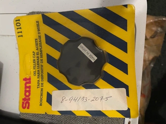 Tapa de aceite Stant Isuzu 8-94133-207-5 11101 para varios modelos Isuzu Foto 1 de 1