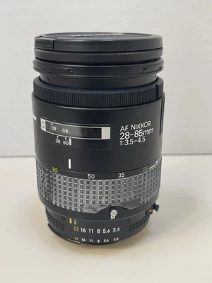 Lente NIKON 28-85 mm 1:3,5-4,5 AF NIKKOR con montaje L 1 Bc 62 mm FILTRO F Foto 1 de 4