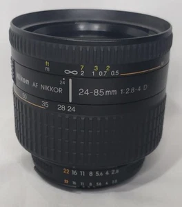 Lente Nikon AF Zoom-NIKKOR 24-85 mm f/2,8-4D IF para piezas - Imagen 1 de 4
