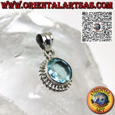 Ciondolo in argento 925 ‰ con topazio azzurro a tondo contornato da pallini - Immagine 1 di 4