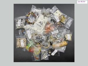 Mixed Jewelry Lot- ALL WEARABLE - Some Signed - 35 Pieces - Bagged (Lot #K-245) - Picture 1 of 7