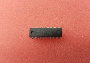 MM74C85N - NEW - Picture 1 of 5