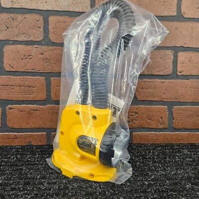 Dewalt DW919 18V Cordless Flexible Flashlight -***NEW*** - Image 1 of 4