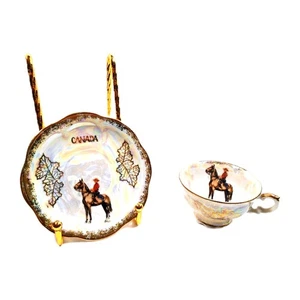 Vintage Lusterware Royal Canadian Mounted Police Teetasse & Untertasse klein Wohndeko - Bild 1 von 10