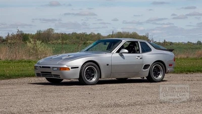 Porsche 944 1985  Foto 1 de 4