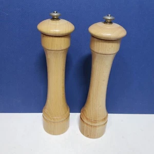PEUGEOT LION Made in France 8 3/4" Tall Light Wood SALT Grinder and PEPPER Mill - Bild 1 von 5