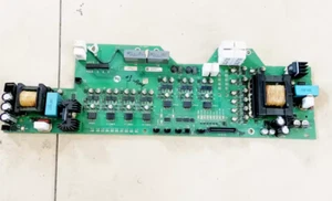1 Stück ABB Antriebsplatine für Frequenzumrichter 75-90-110KW 333080-A01 * - Bild 1 von 6