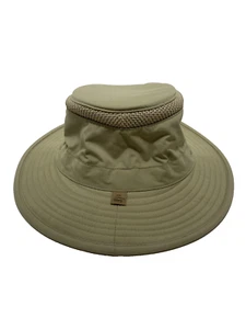 NEW WITHOUT TAGS Tilley LTM5 Airflo Bucket Hat Men's 7 3/4 Tan Cotton Slim Brim - Picture 1 of 6