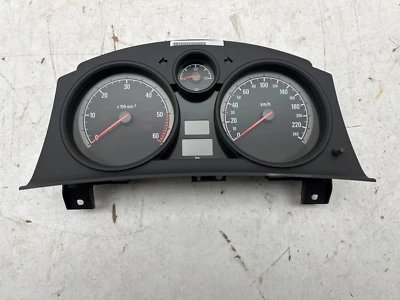 Opel Astra H Tacho Kombiinstrument Diesel 240 KMH 6000 RPM 93182892 STG654P - Immagine 1 di 3