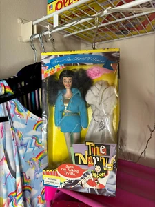 1995 THE NANNY TALKING DOLL - Bild 1 von 4