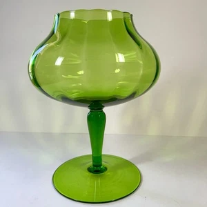Jarrón con patas de pedestal de vidrio Empoli compota verde caramelo óptica lobulado de colección MCM - Imagen 1 de 6