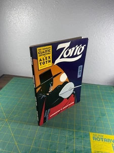 Zorro 1 Alex Toth 1988 Tpb - Imagen 1 de 16