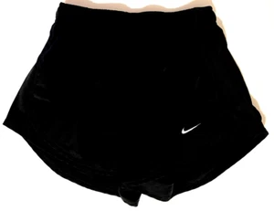 GIRLS NIKE DRI- FIT BLACK ATHLETIC SHORTS SIZE XS - Picture 1 of 3