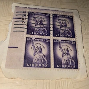 Liberty Stamp Set of 4 In Perfect Condition On Paper, The Sheet Is #25513 Rare - Picture 1 of 8