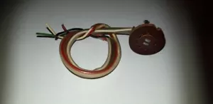 Fassung/Sockel für EM84 - Loewe Opta Bella 67 Typ 82 020 - Röhrenradio - Bild 1 von 2