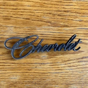 1969 1970 19 1972 CHEVROLET TRUNK LID SCRIPT EMBLEM OEM 9831025 - Bild 1 von 2